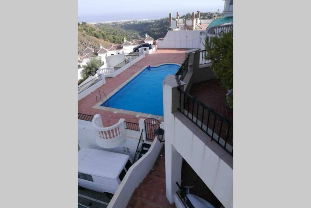 Precioso Apartamento De Dos Plantas Con Vistas Frigiliana Zewnętrze zdjęcie